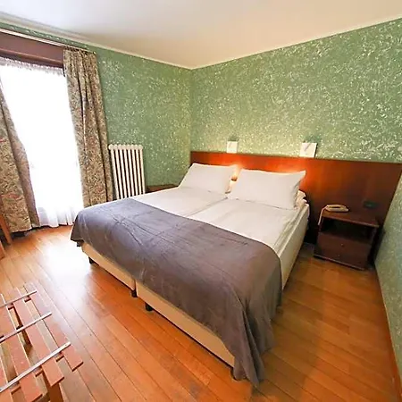Hotel Sporting 2*